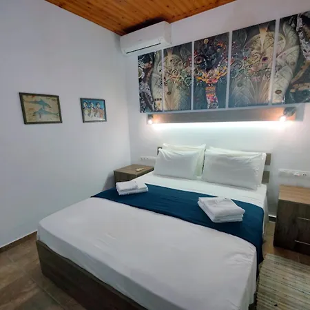 Arokariapartments Semesterbostad Koróni