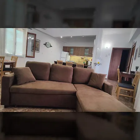 Semesterbostad Arokariapartments Koróni