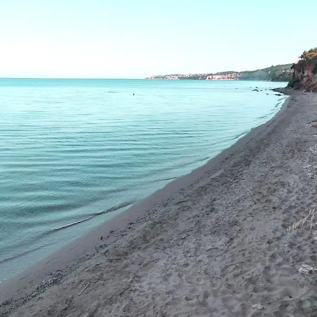 Arokariapartments * Koróni