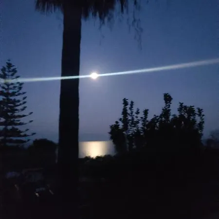 Arokariapartments Hébergement de vacances *