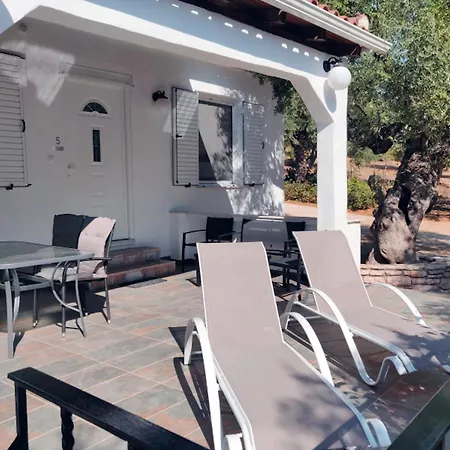 Holiday home Arokariapartments