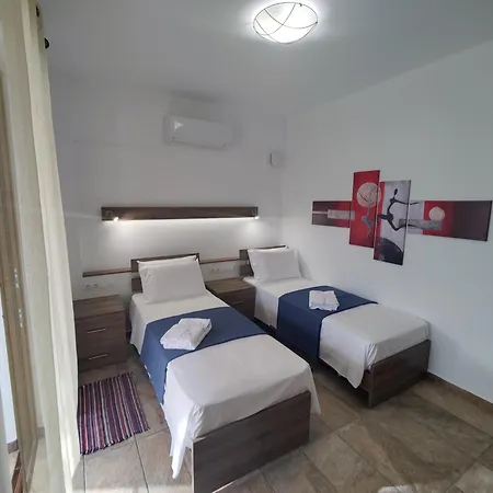 Holiday home Arokariapartments *