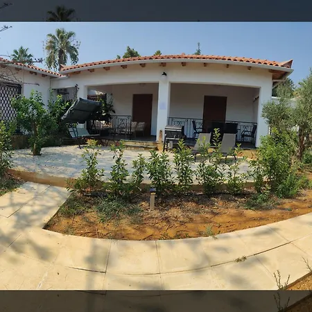 Arokariapartments Holiday home