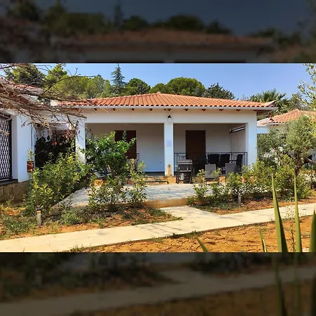 Arokariapartments Tatil Evi Koróni