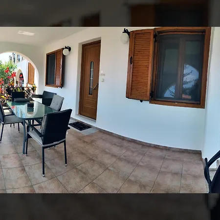 Arokariapartments Holiday home *