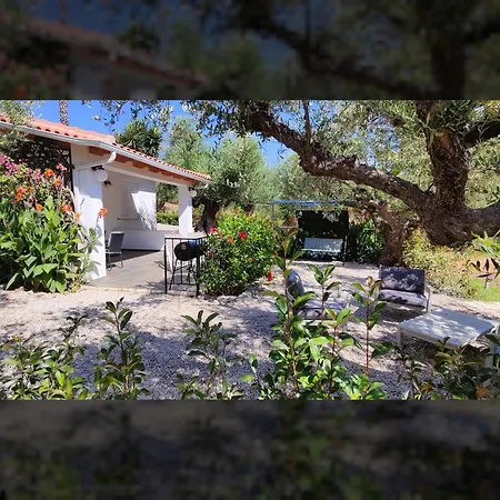 Arokariapartments Tatil Evi *
